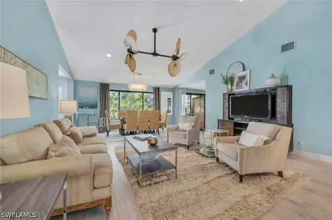 508 Courtside Drive Naples FL 34105