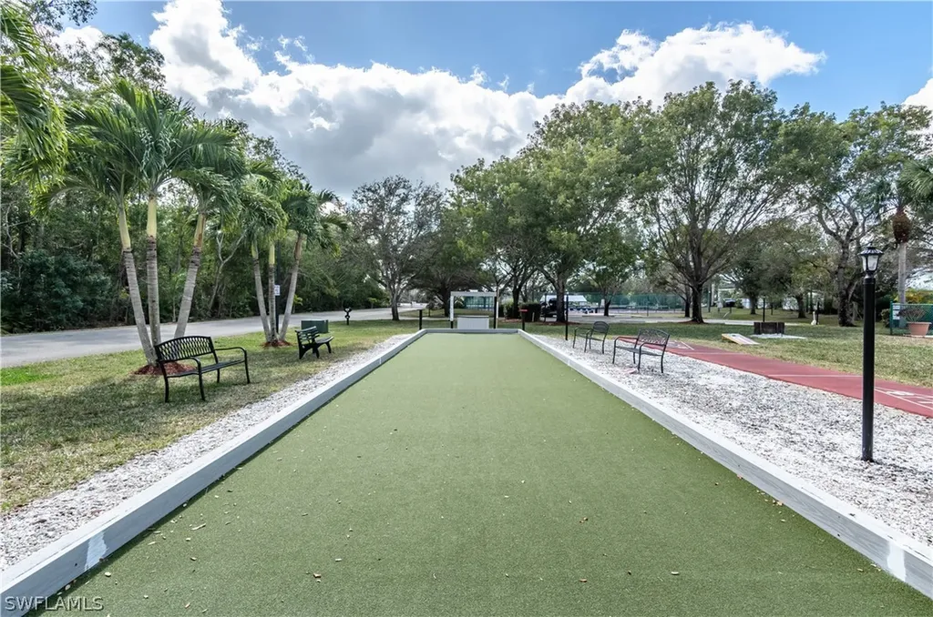 6830 Beach Resort Drive Naples FL 34114