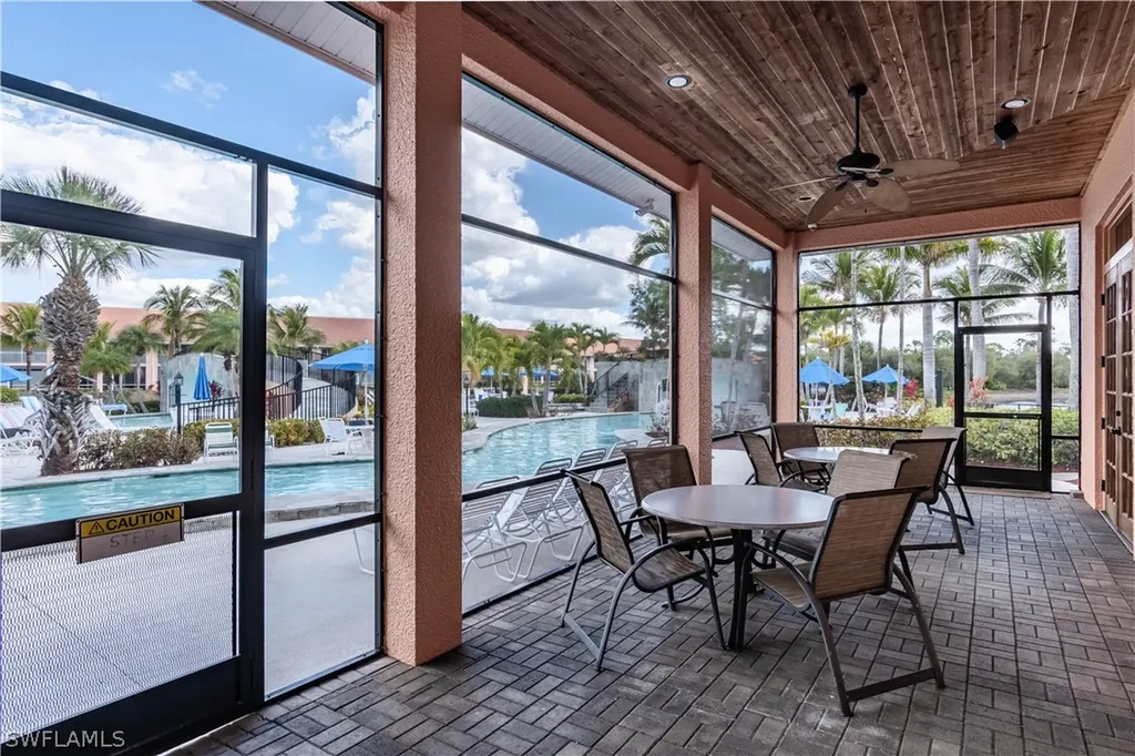 6830 Beach Resort Drive Naples FL 34114