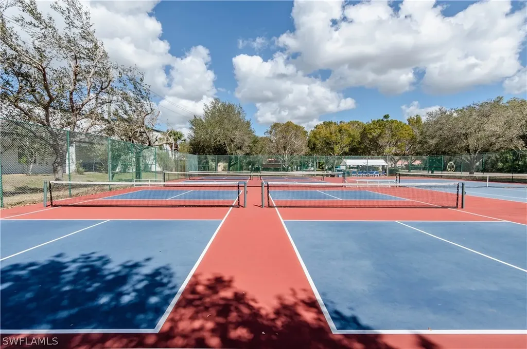 6830 Beach Resort Drive Naples FL 34114