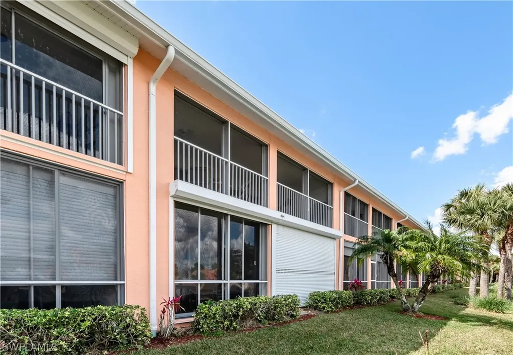 6830 Beach Resort Drive Naples FL 34114