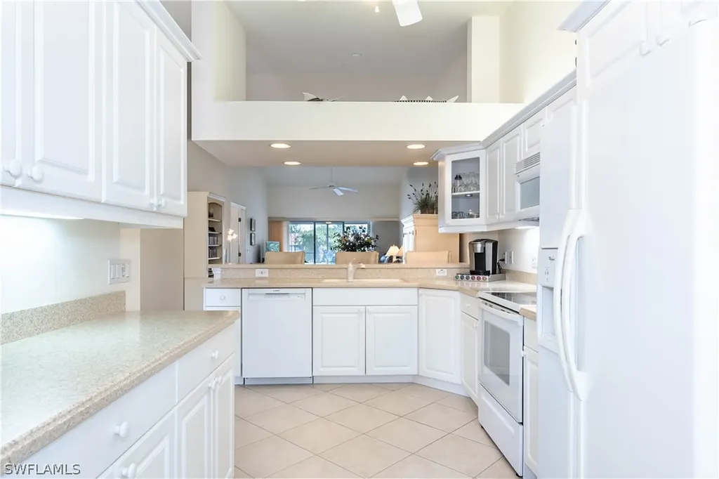 6830 Beach Resort Drive Naples FL 34114