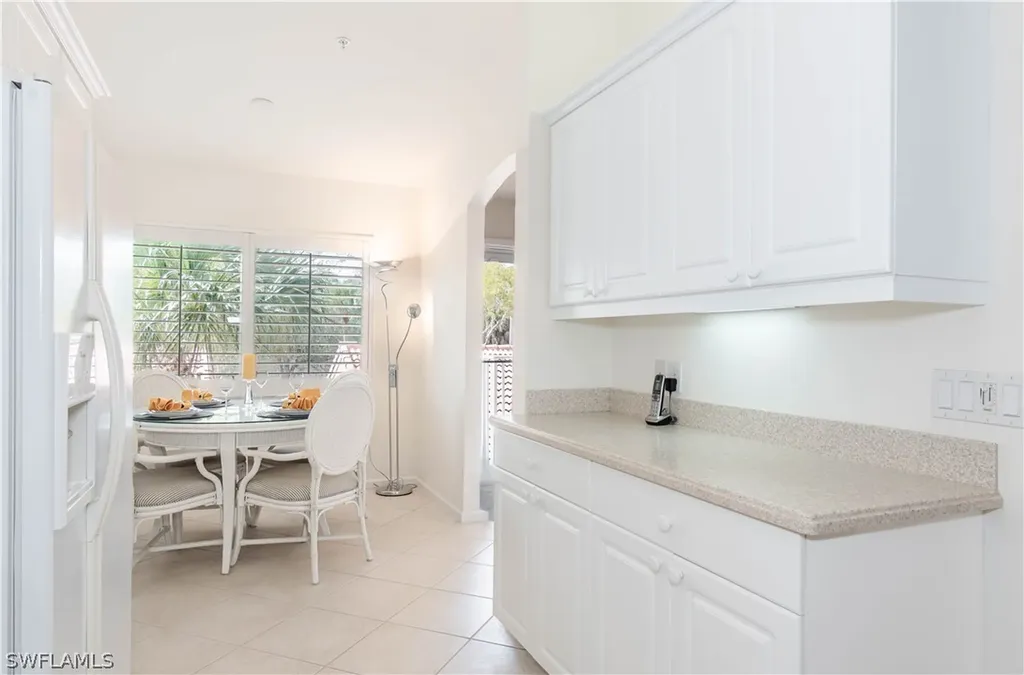 6830 Beach Resort Drive Naples FL 34114