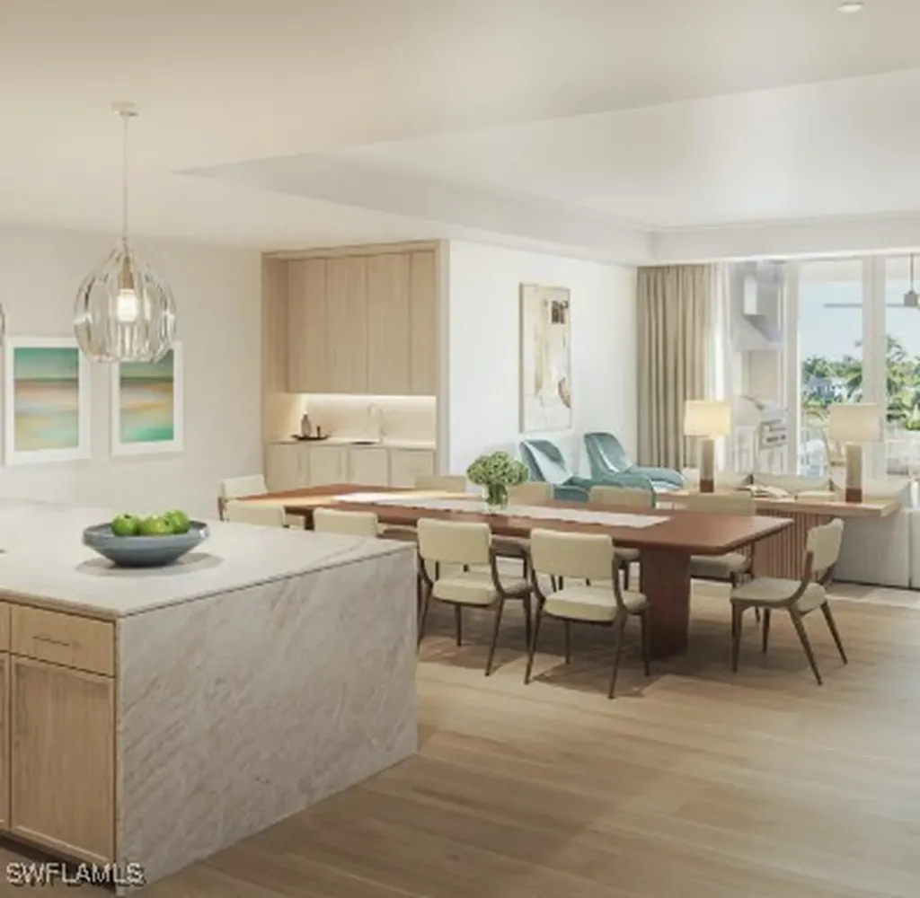 2020 Gulf Shore Boulevard N Naples FL 34102