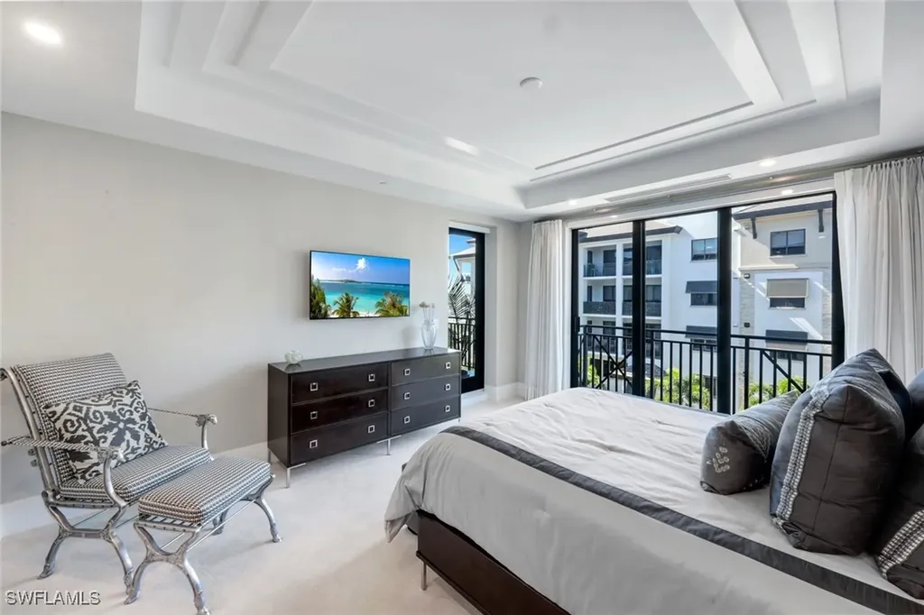 1130 3rd Avenue S Naples FL 34102