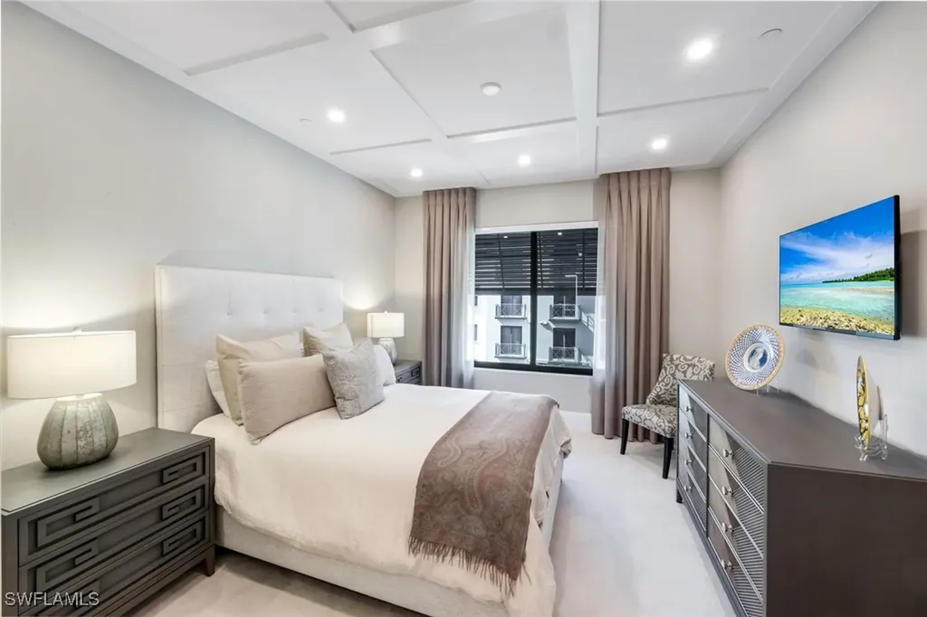 1130 3rd Avenue S Naples FL 34102