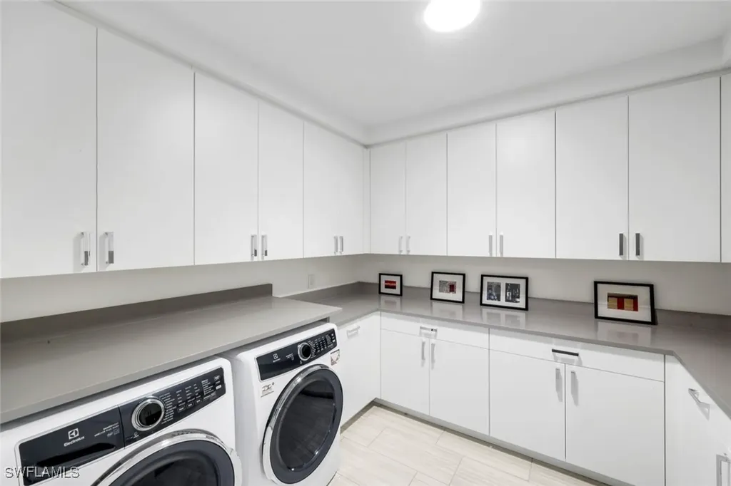 1130 3rd Avenue S Naples FL 34102