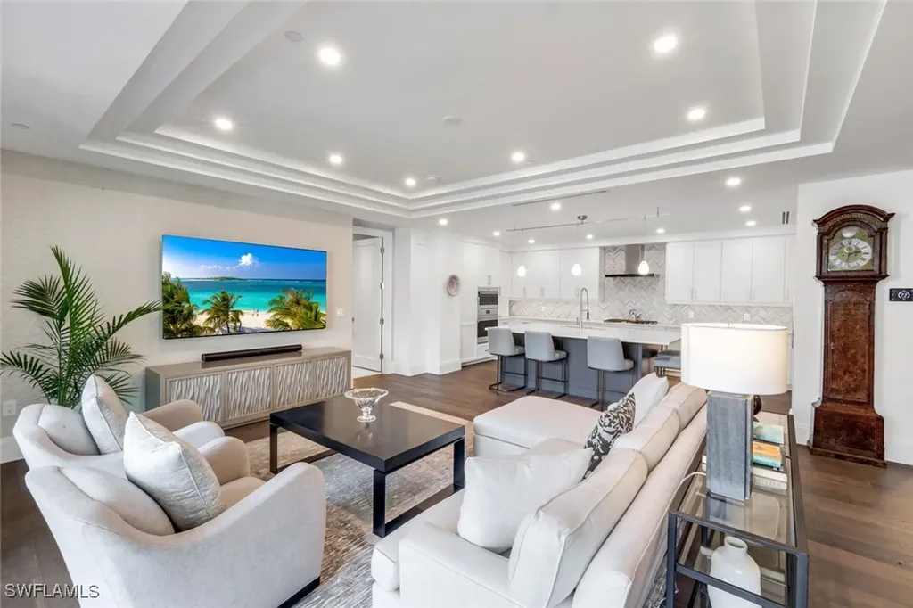 1130 3rd Avenue S Naples FL 34102