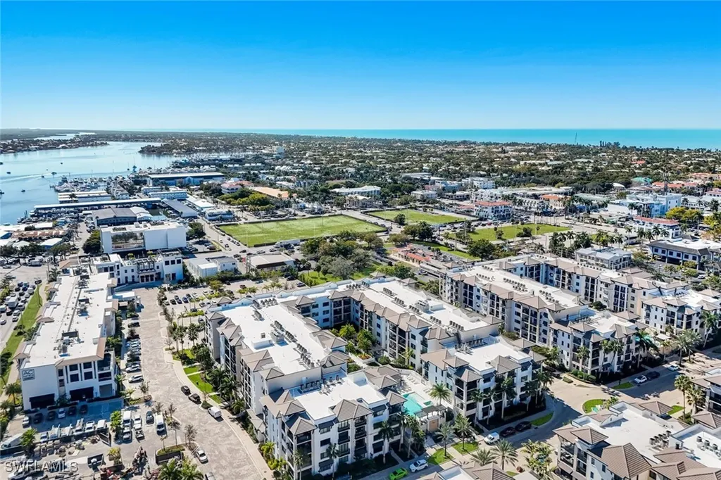 1130 3rd Avenue S Naples FL 34102