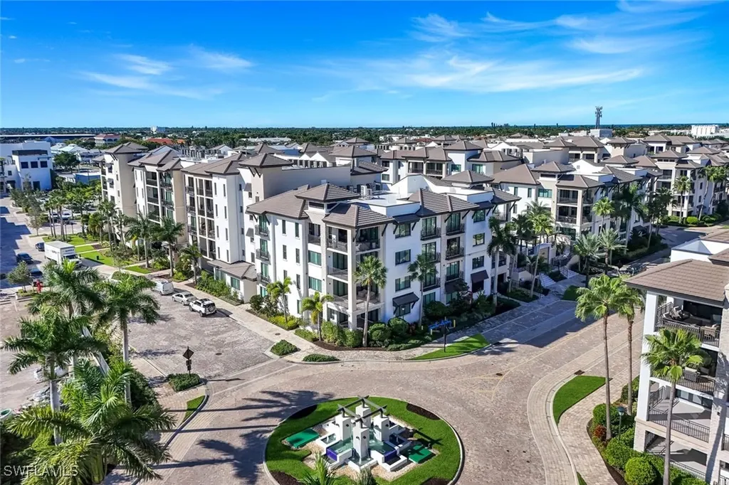 1130 3rd Avenue S Naples FL 34102