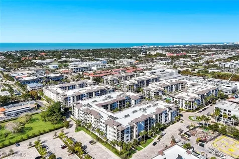 1130 3RD Avenue S Naples FL 34102