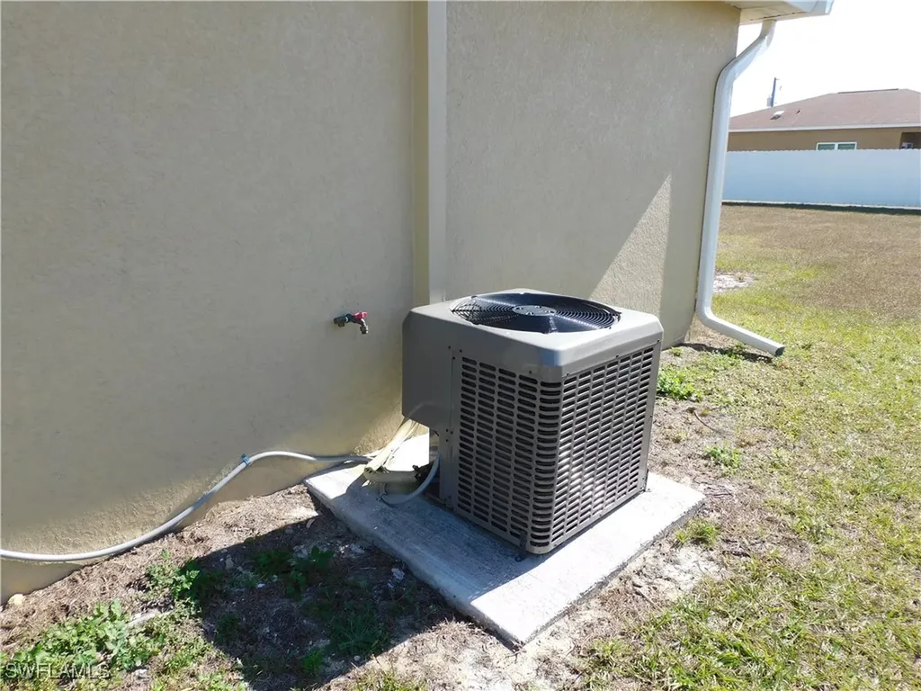 9026 Maywood Circle N Labelle FL 33935