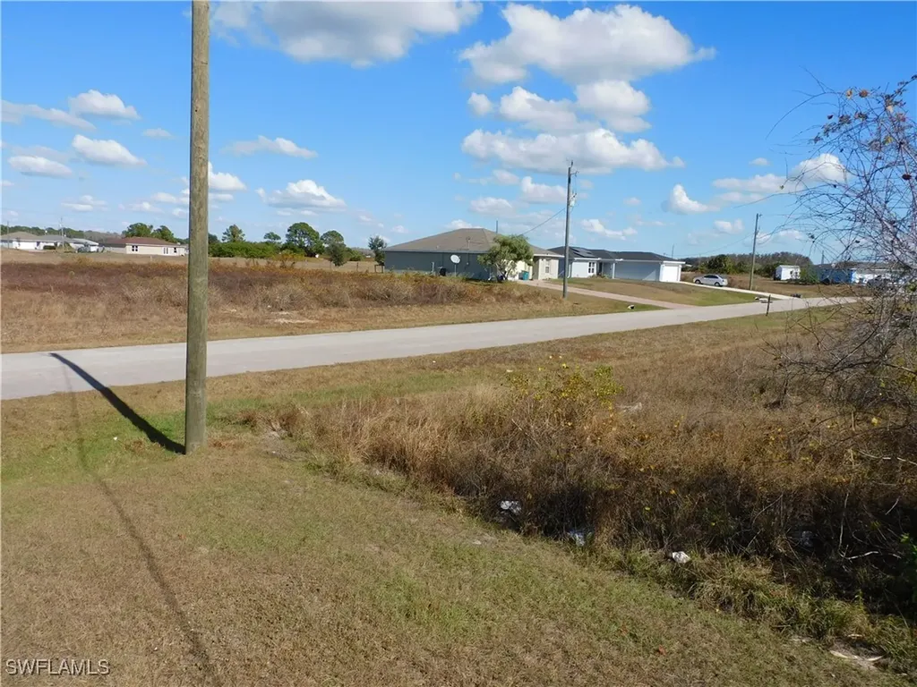 9026 Maywood Circle N Labelle FL 33935