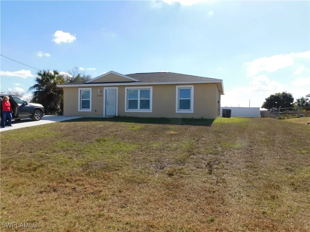 9026 Maywood Circle N Labelle FL 33935