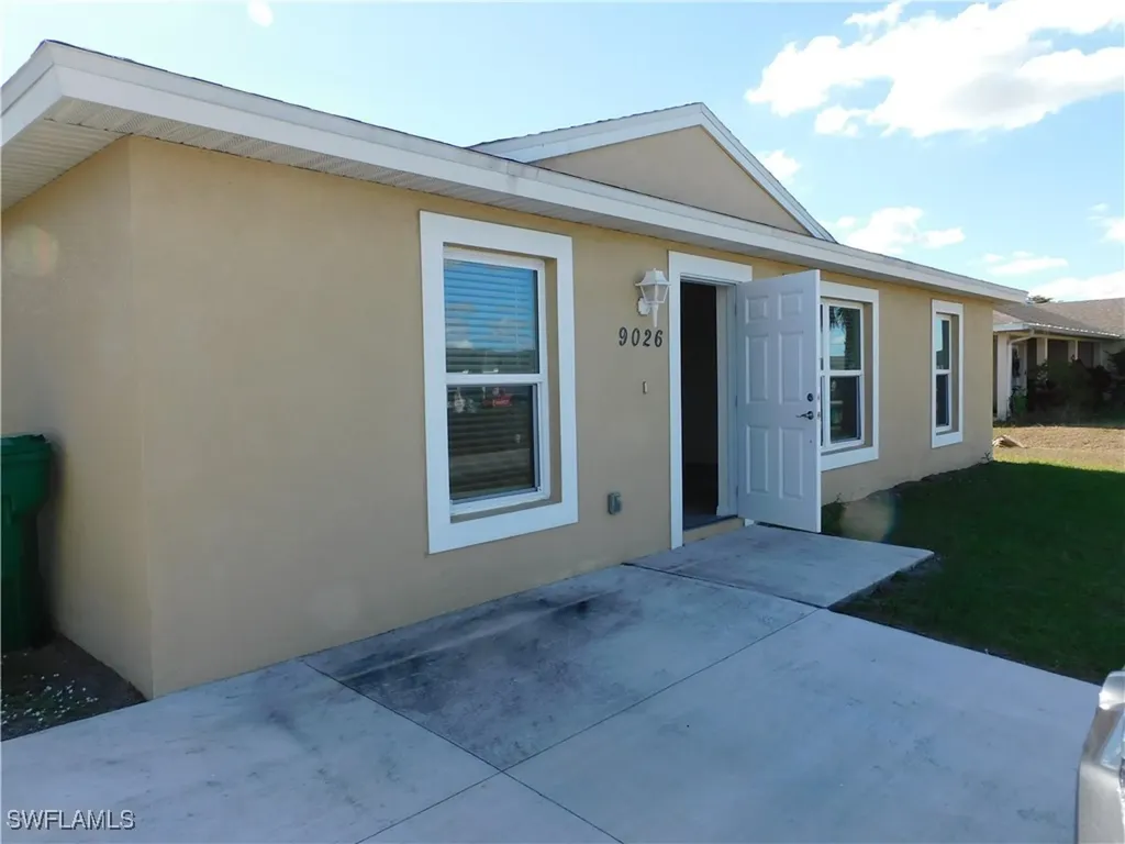 9026 Maywood Circle N Labelle FL 33935