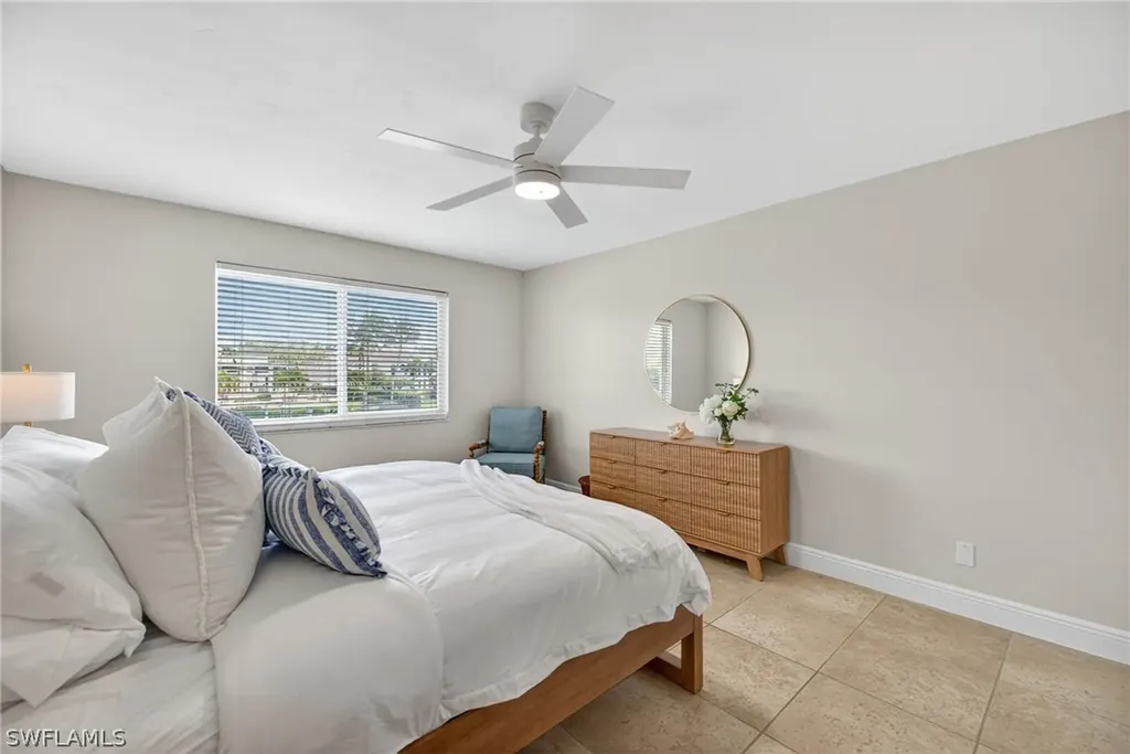 1550 Gulf Shore Boulevard N Naples FL 34102