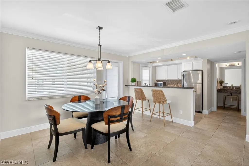 1550 Gulf Shore Boulevard N Naples FL 34102