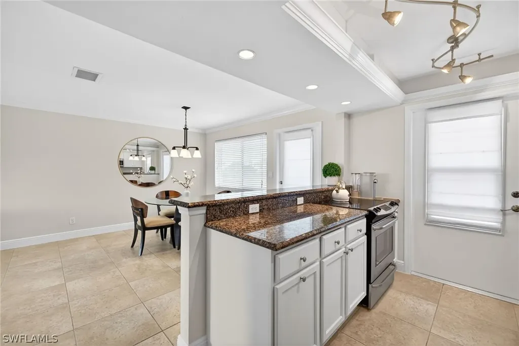 1550 Gulf Shore Boulevard N Naples FL 34102
