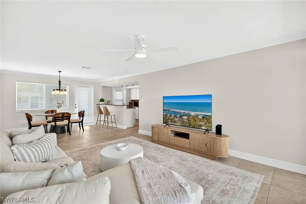 1550 Gulf Shore Boulevard N Naples FL 34102
