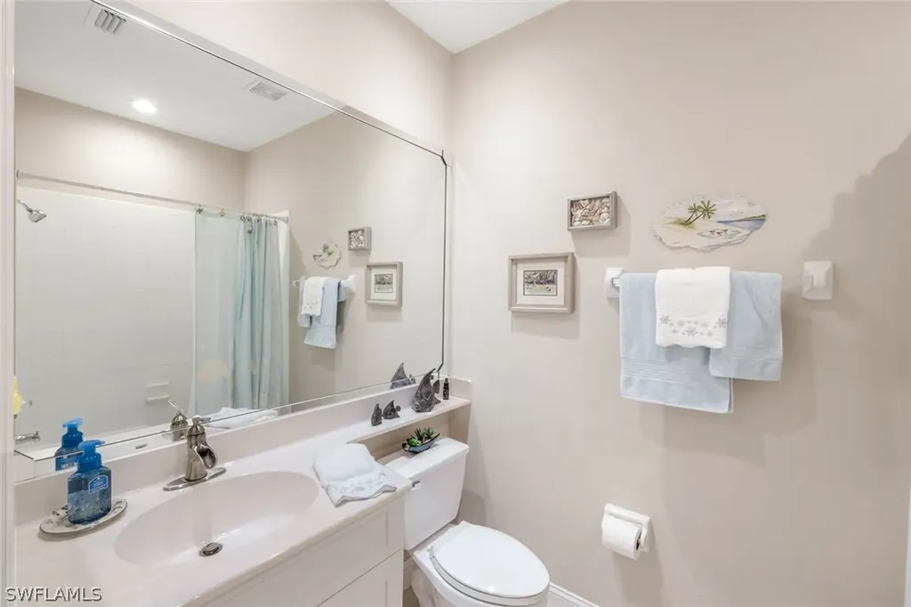 8239 Parkstone Place Naples FL 34120