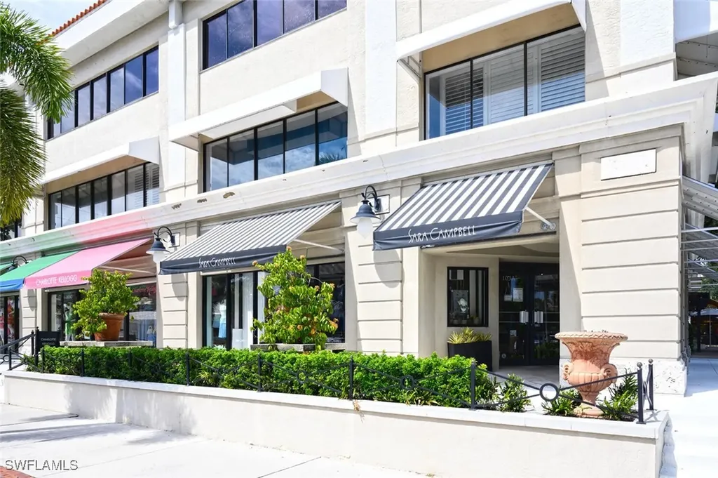 900 8th Avenue S Naples FL 34102