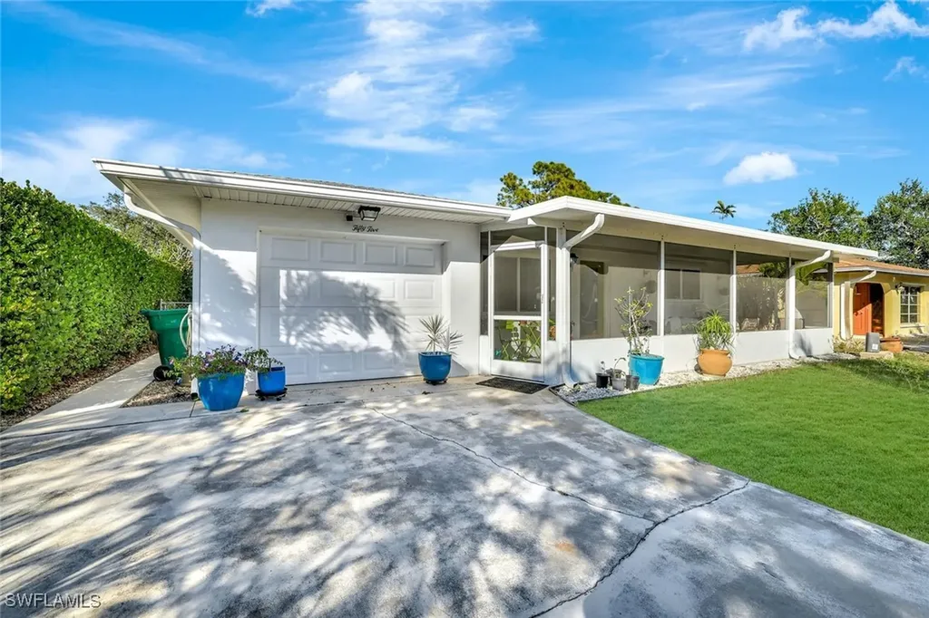 55 9th Street Bonita Springs FL 34134