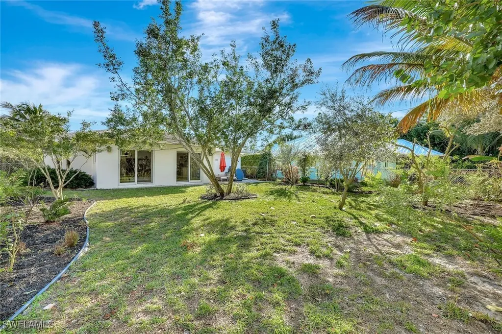 55 9th Street Bonita Springs FL 34134