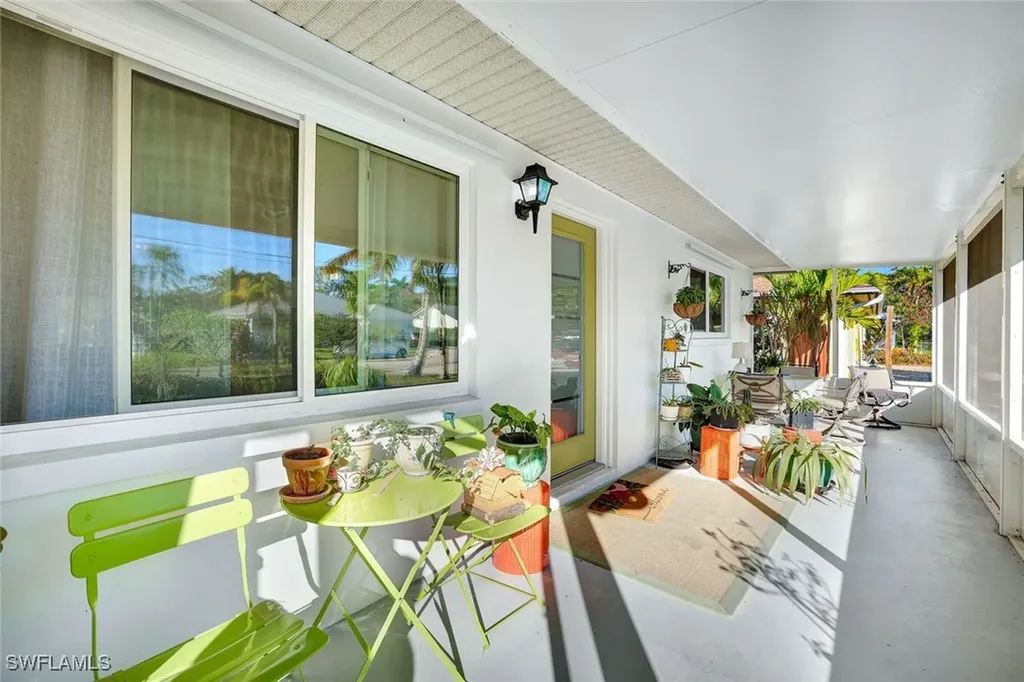 55 9th Street Bonita Springs FL 34134