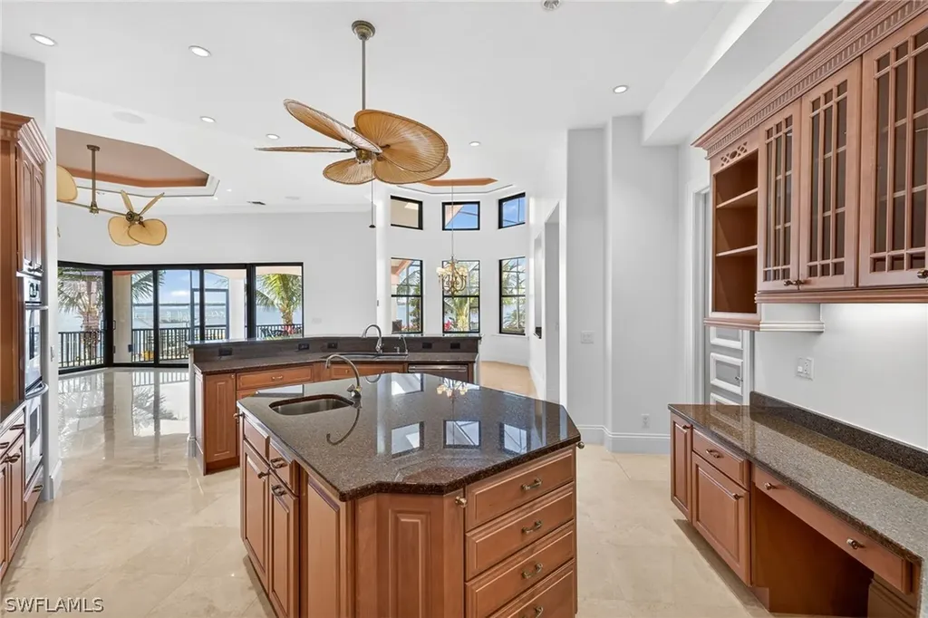 2600 Mcgregor Boulevard Fort Myers FL 33901