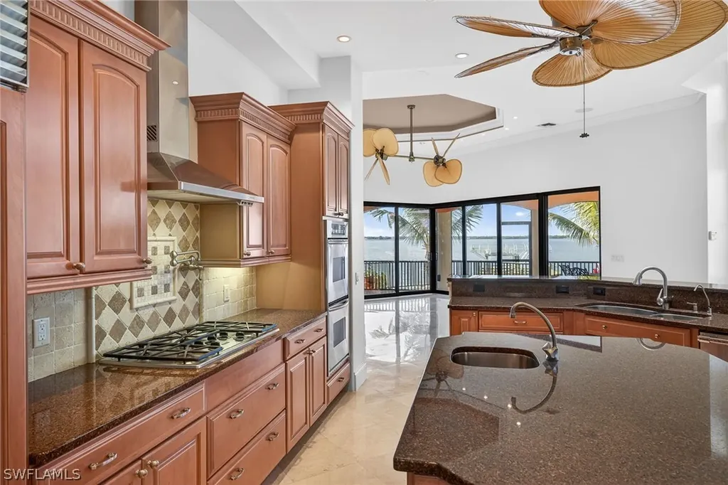 2600 Mcgregor Boulevard Fort Myers FL 33901