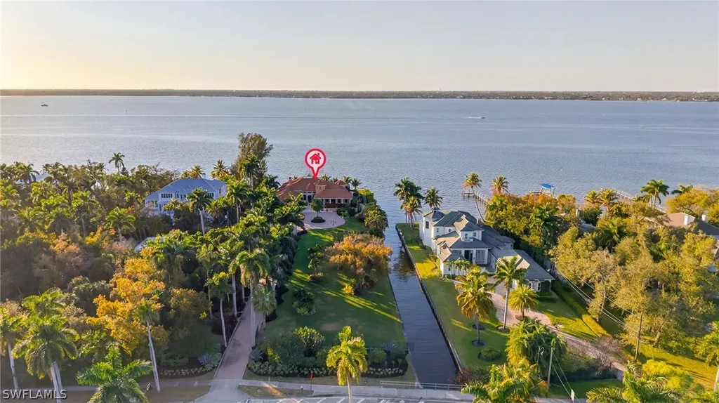 2600 Mcgregor Boulevard Fort Myers FL 33901