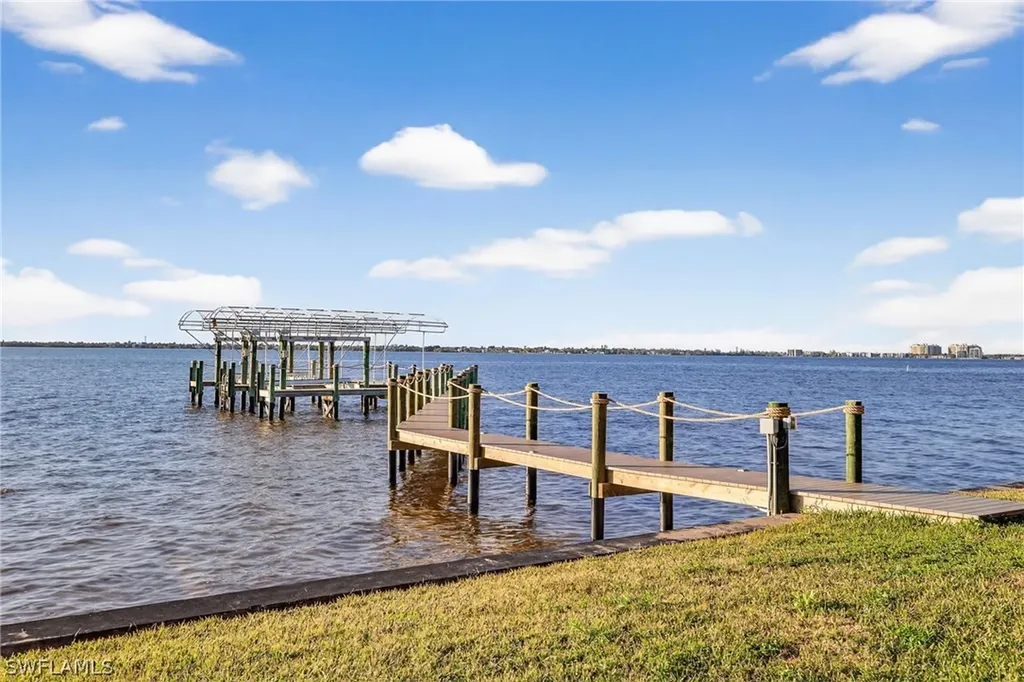 2600 Mcgregor Boulevard Fort Myers FL 33901