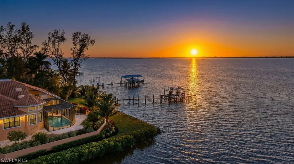 2600 Mcgregor Boulevard Fort Myers FL 33901