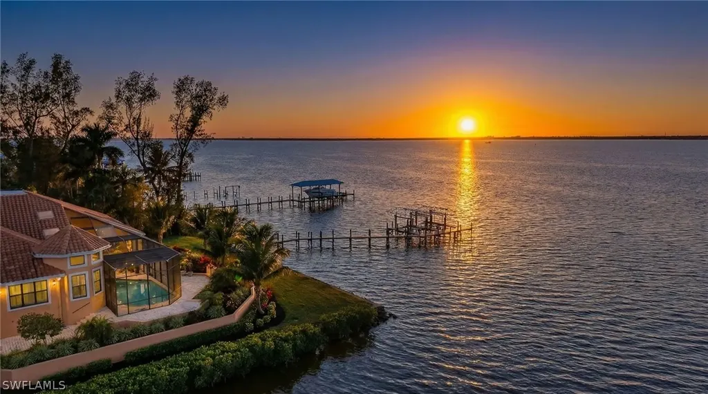 2600 Mcgregor Boulevard Fort Myers FL 33901