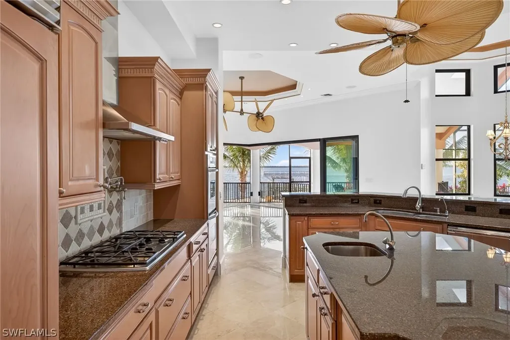 2600 Mcgregor Boulevard Fort Myers FL 33901