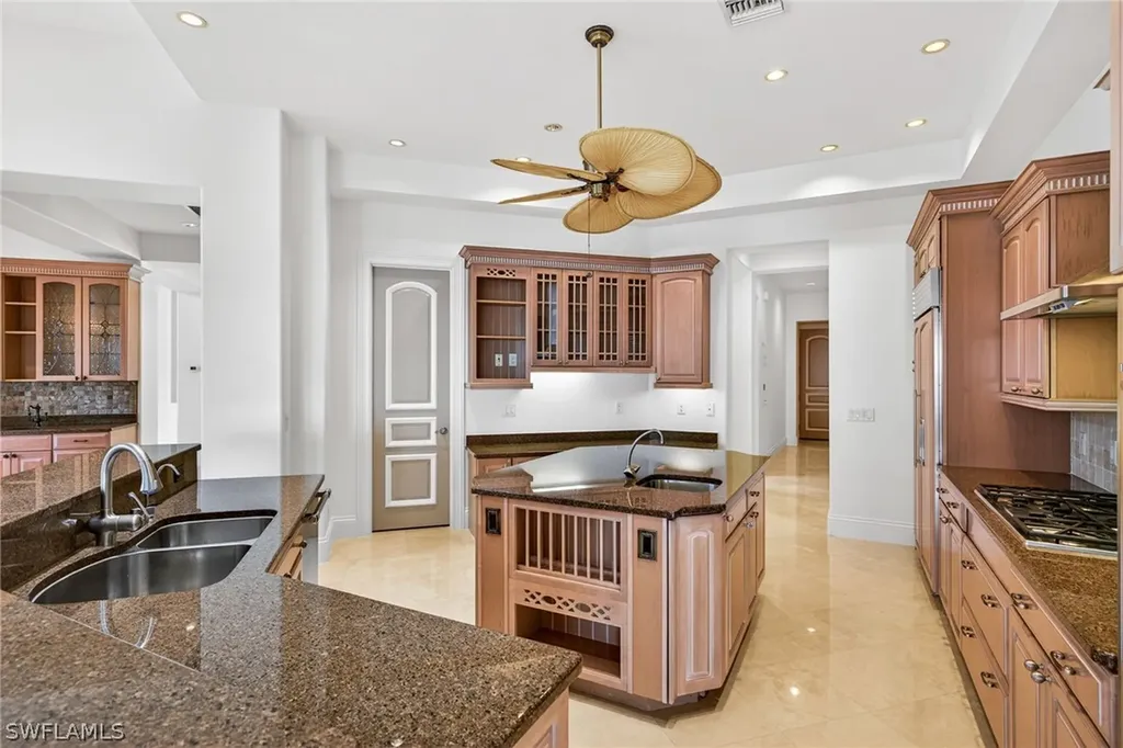 2600 Mcgregor Boulevard Fort Myers FL 33901