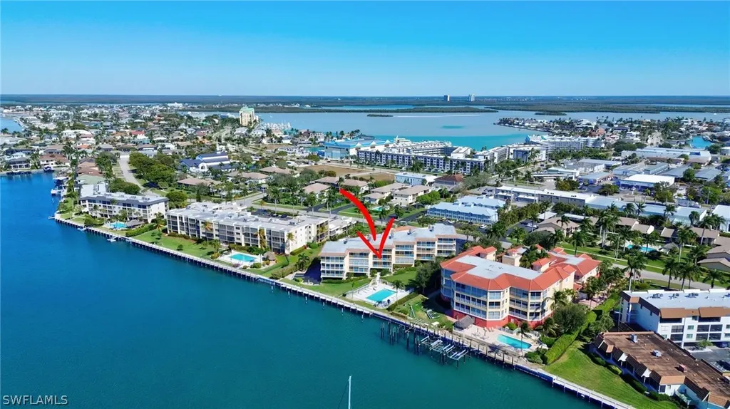 Marco Island FL, 816 W Elkcam Circle, Unit 303