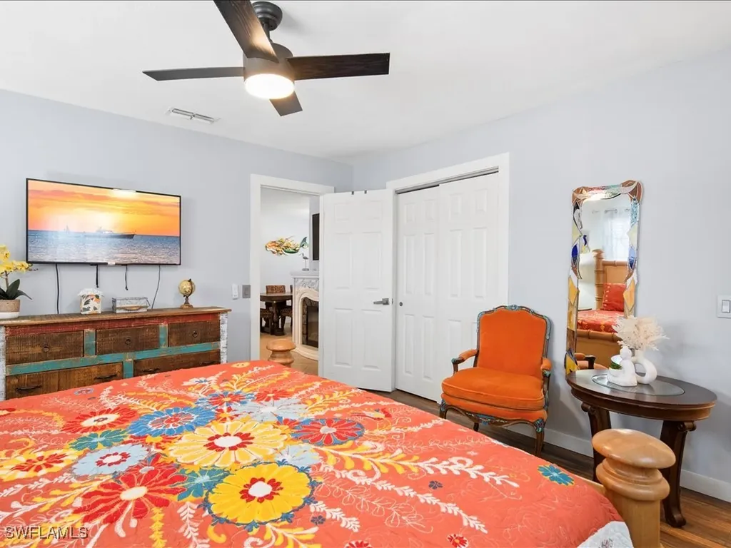 2469 Florida Avenue Naples FL 34112
