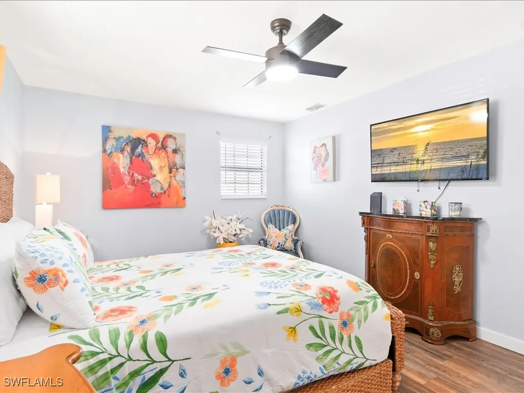 2469 Florida Avenue Naples FL 34112