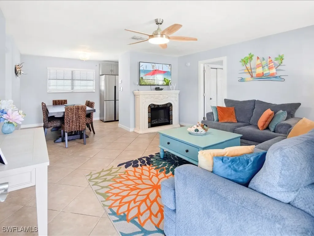 2469 Florida Avenue Naples FL 34112