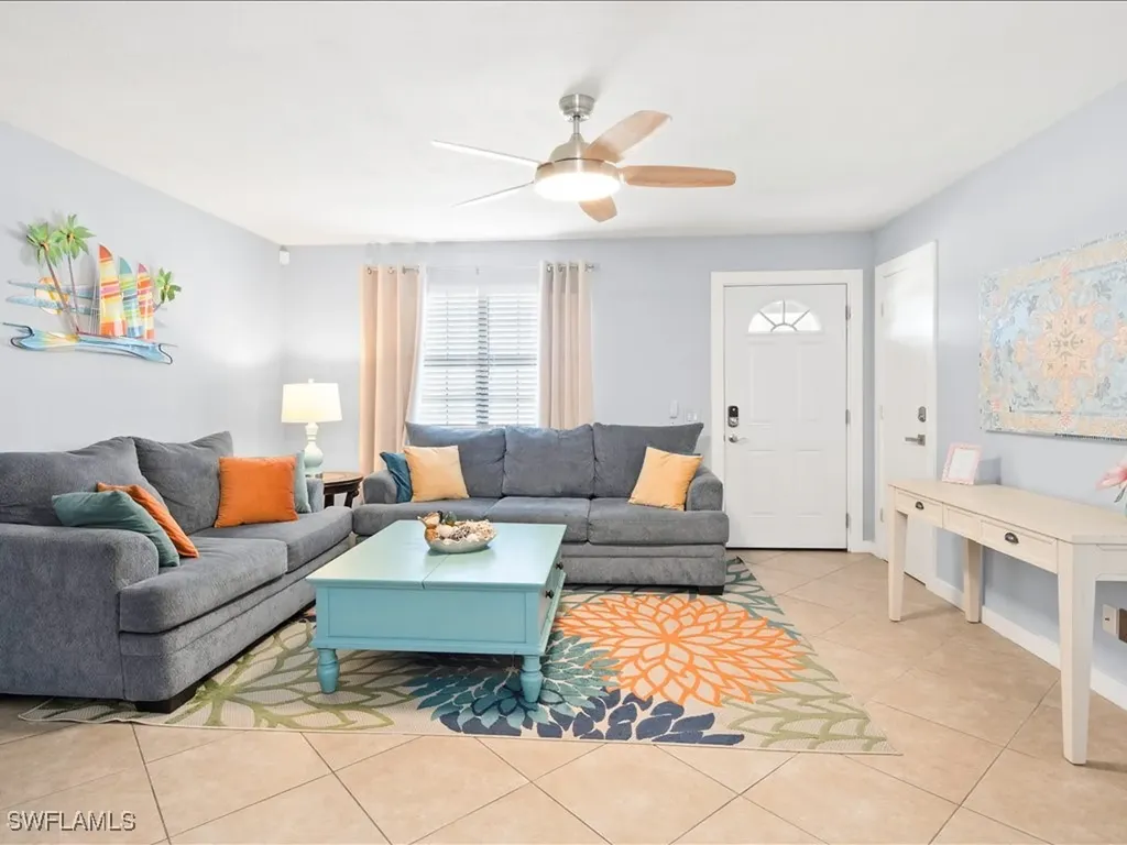 2469 Florida Avenue Naples FL 34112