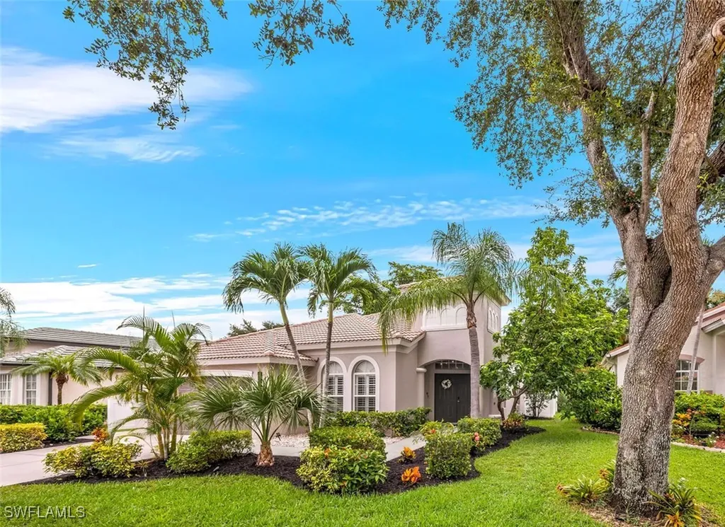 8260 Laurel Lakes Boulevard Naples FL 34119