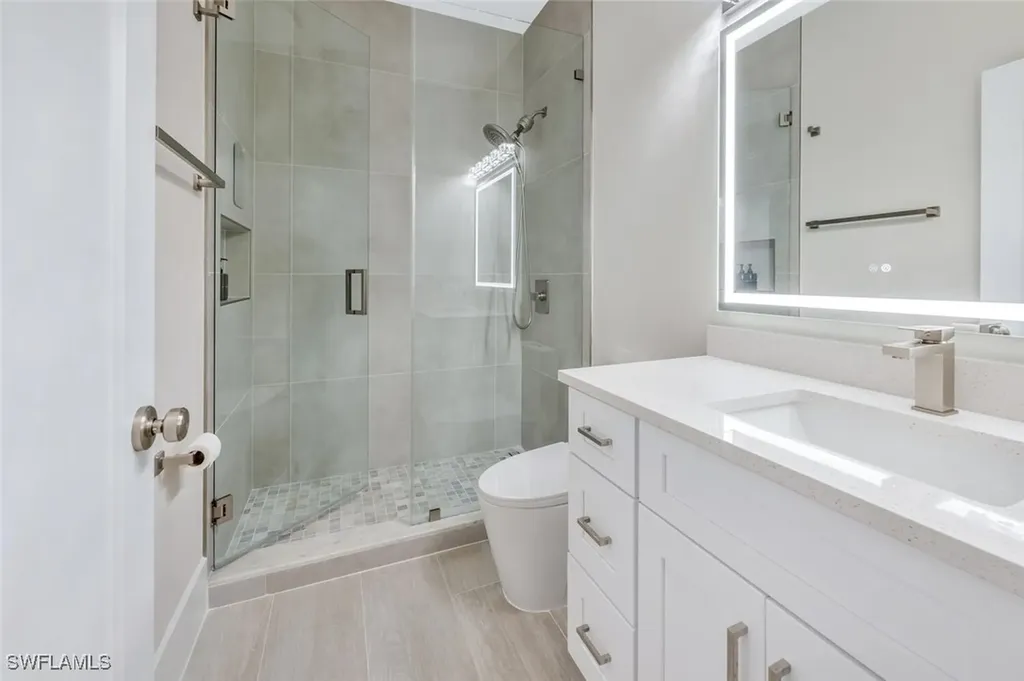 8260 Laurel Lakes Boulevard Naples FL 34119
