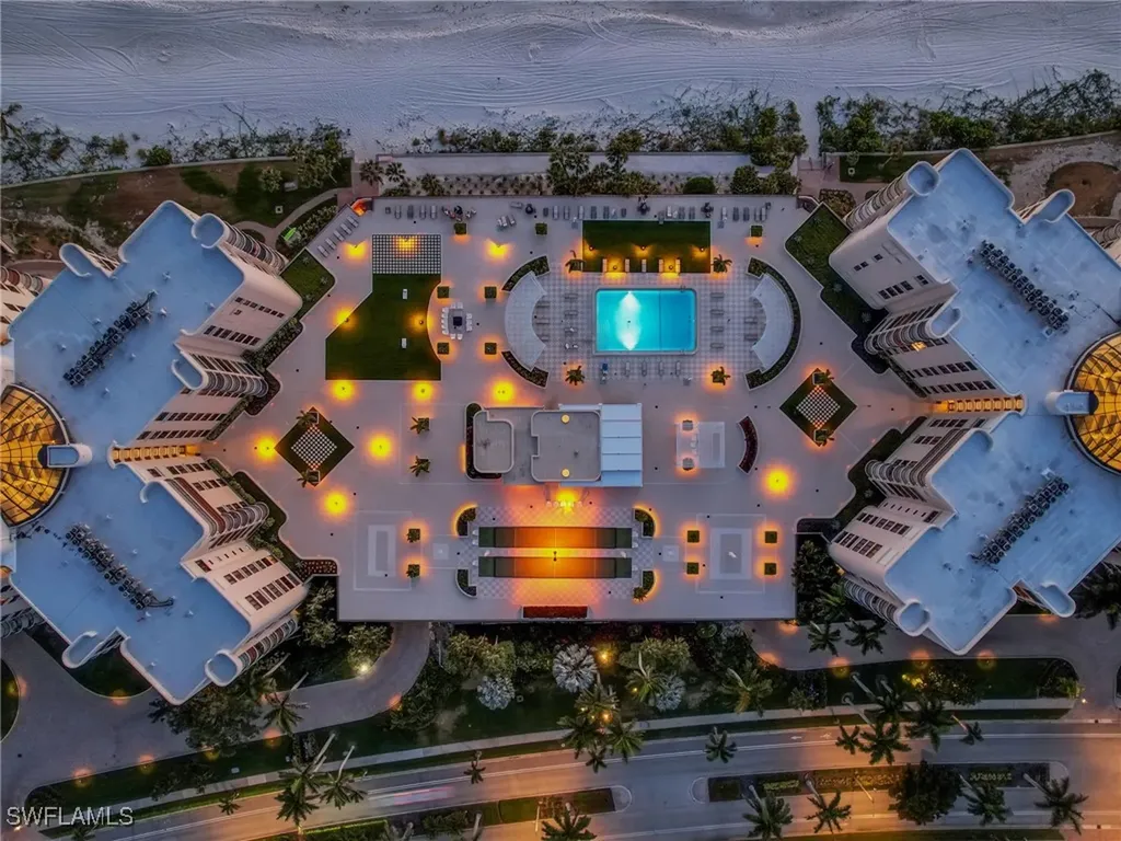 3215 Gulf Shore Boulevard N Naples FL 34103