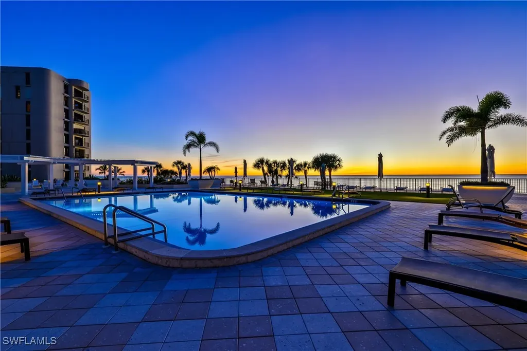 3215 Gulf Shore Boulevard N Naples FL 34103