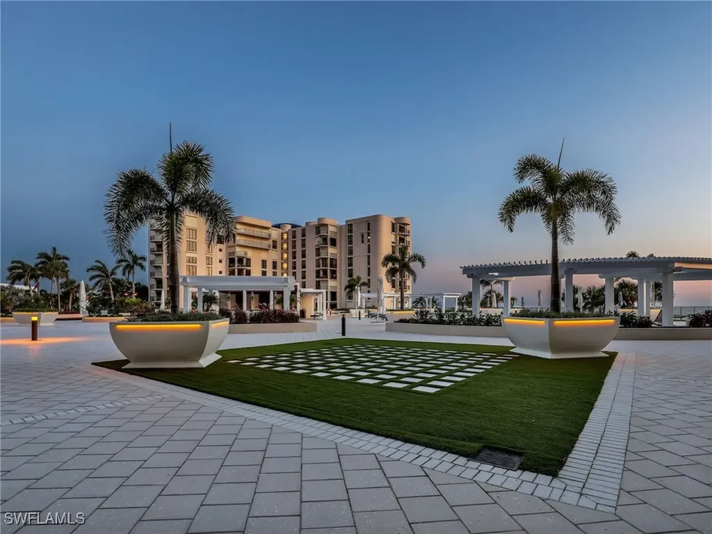 3215 Gulf Shore Boulevard N Naples FL 34103