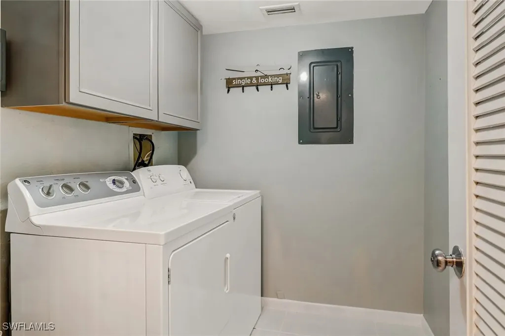 1351 Curlew Avenue Naples FL 34102