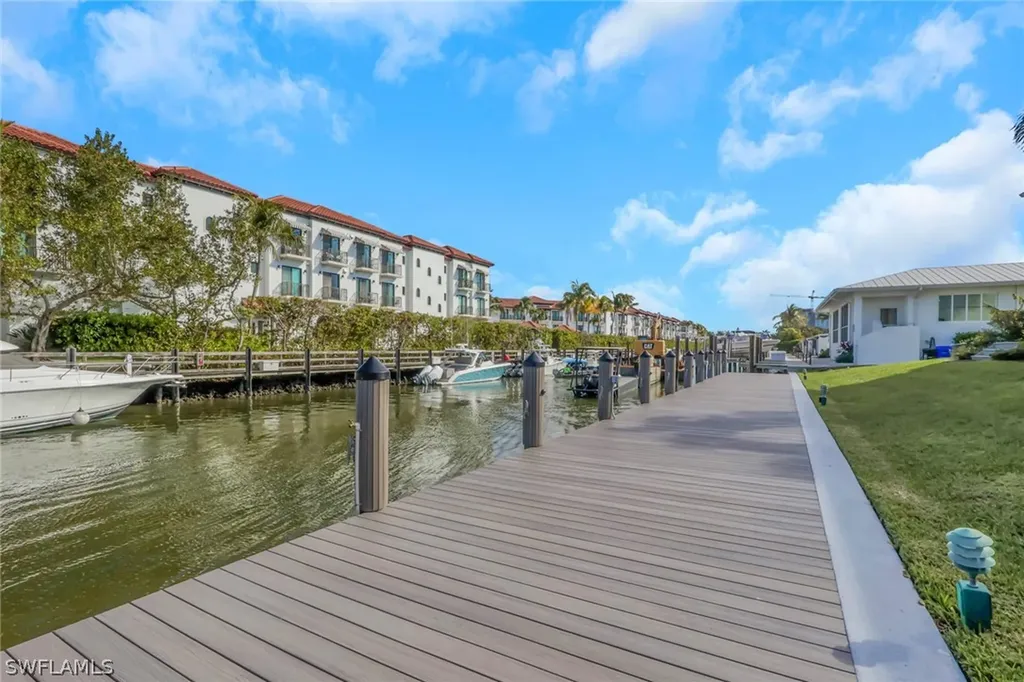 1351 Curlew Avenue Naples FL 34102