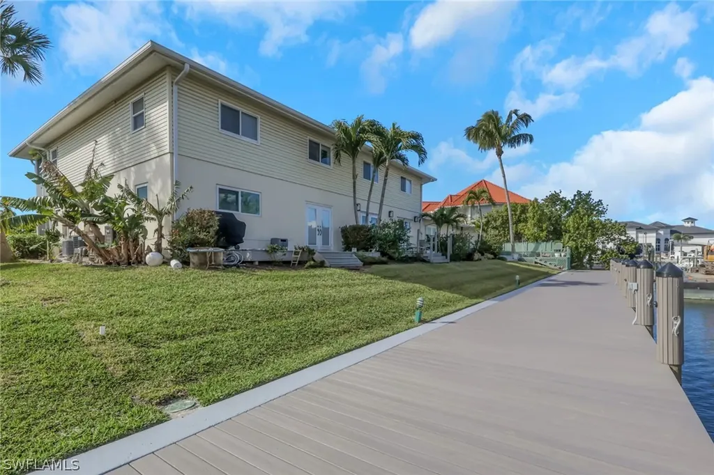 1351 Curlew Avenue Naples FL 34102