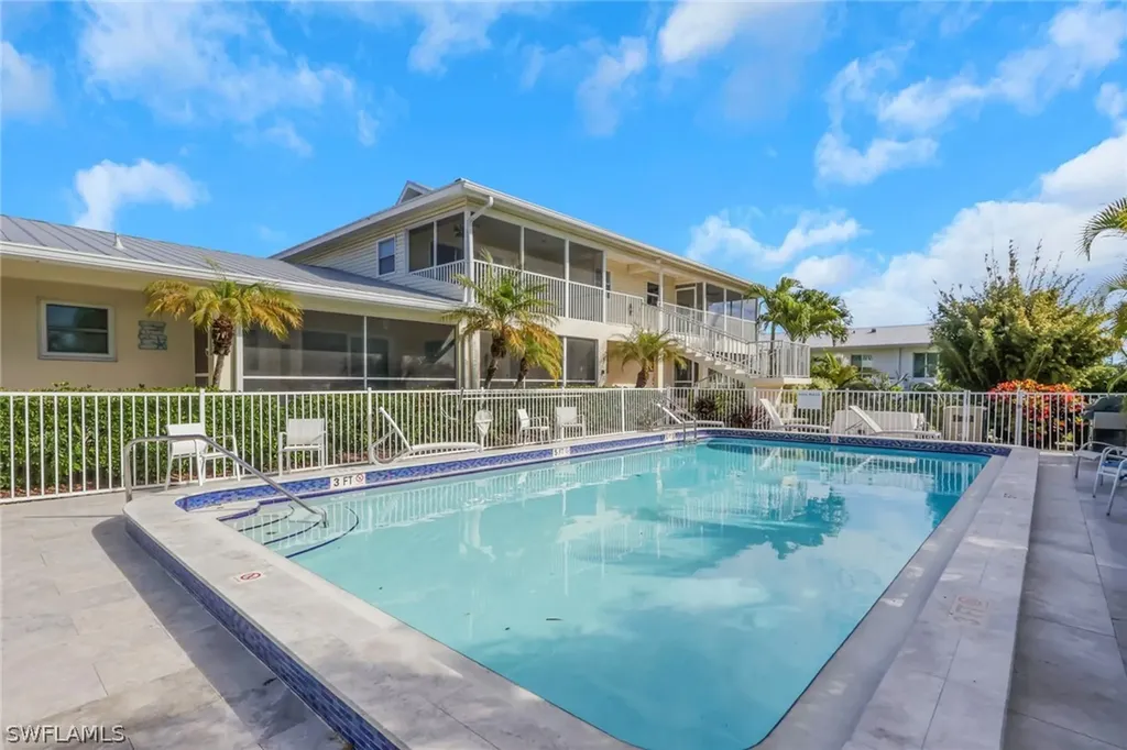 1351 Curlew Avenue Naples FL 34102